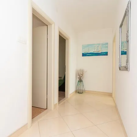 Apartments Vanesa Dugi Rat Kültér fotó