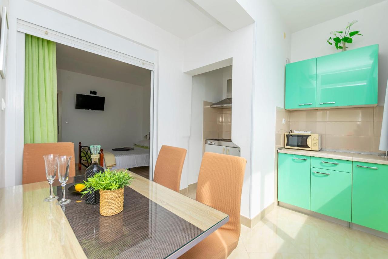 Vanesa Apartment *